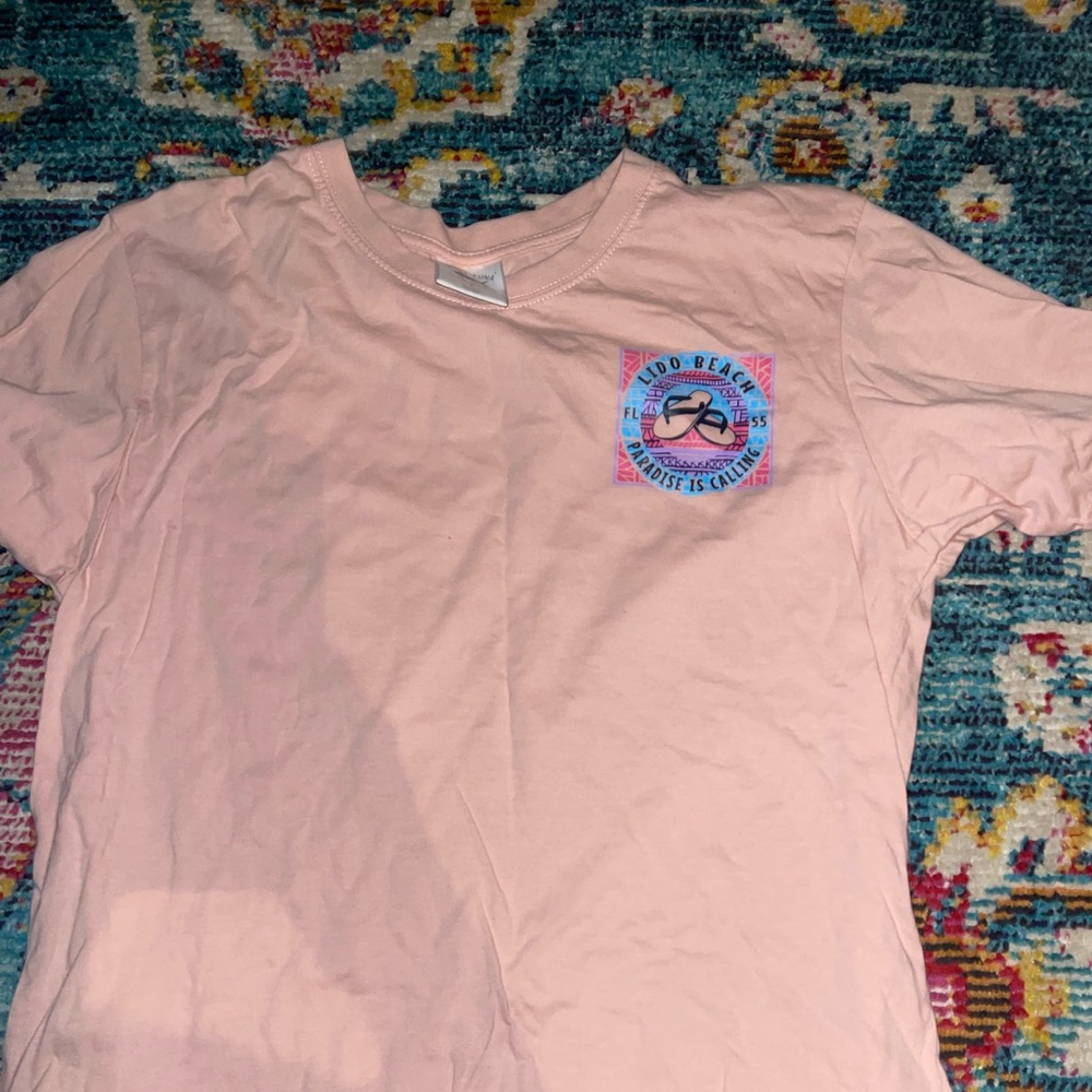 Women’s tee. Lido beach.